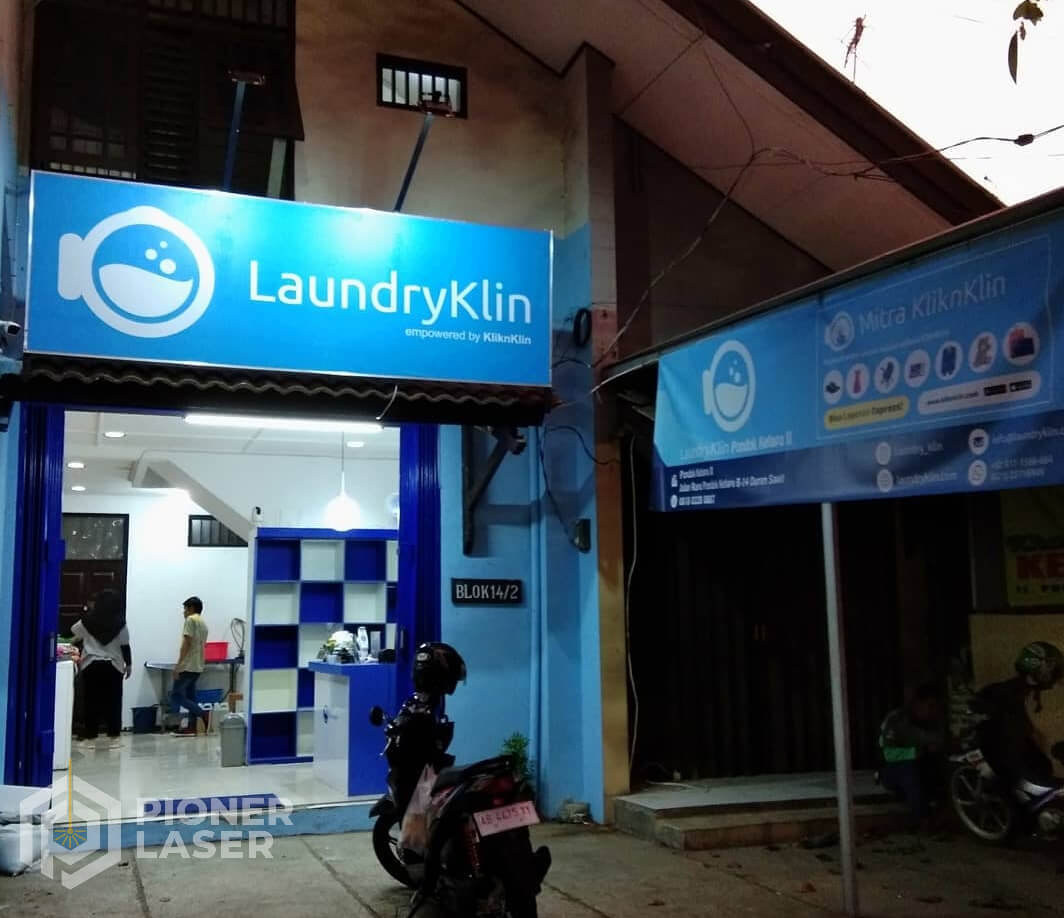 Plang Nama Laundry