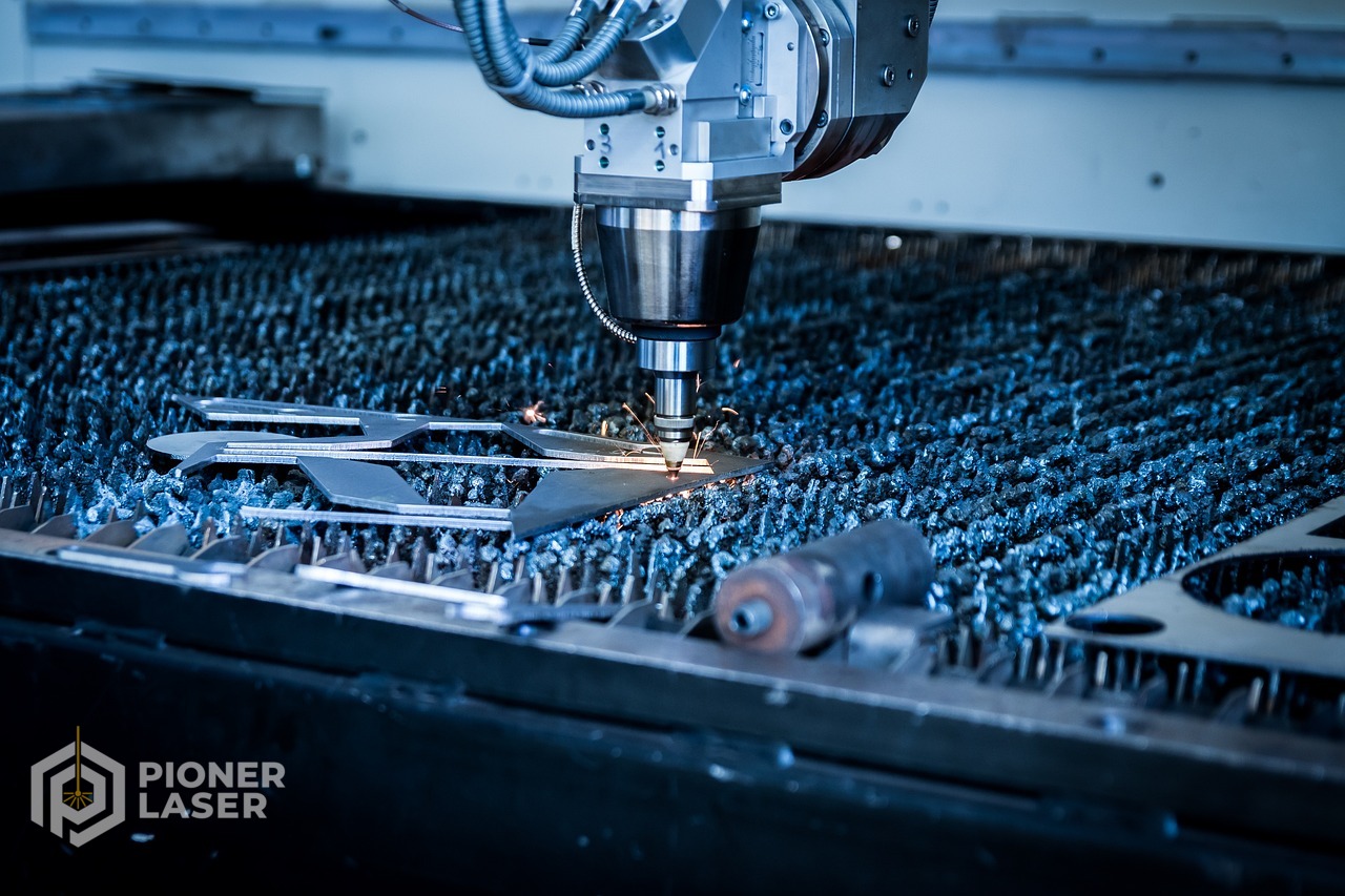 Laser Cutting Besi VS Stainless Laser Cutting Besi VS Stainless