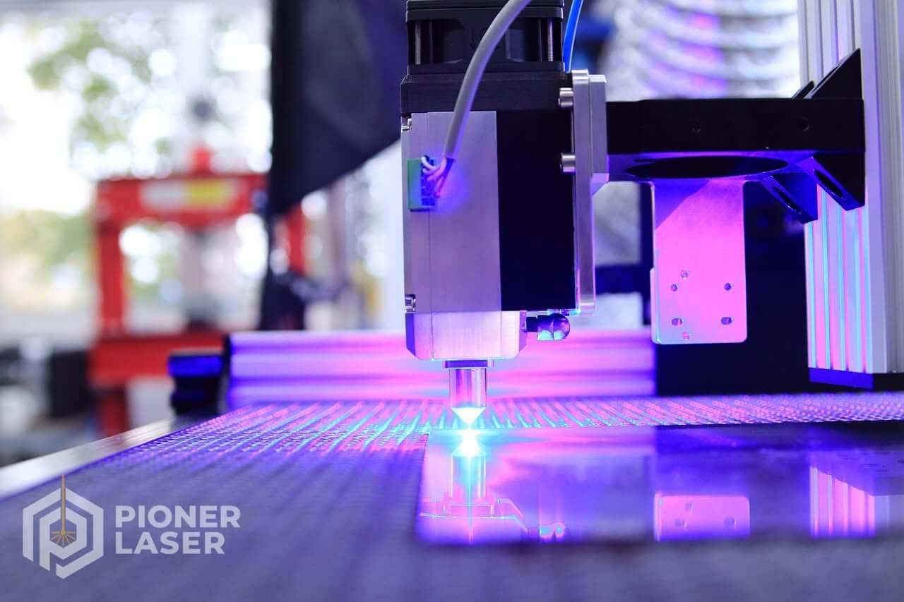Perbedaan Laser Cutting dan Plasma Cutting Perbedaan Laser Cutting dan Plasma Cutting